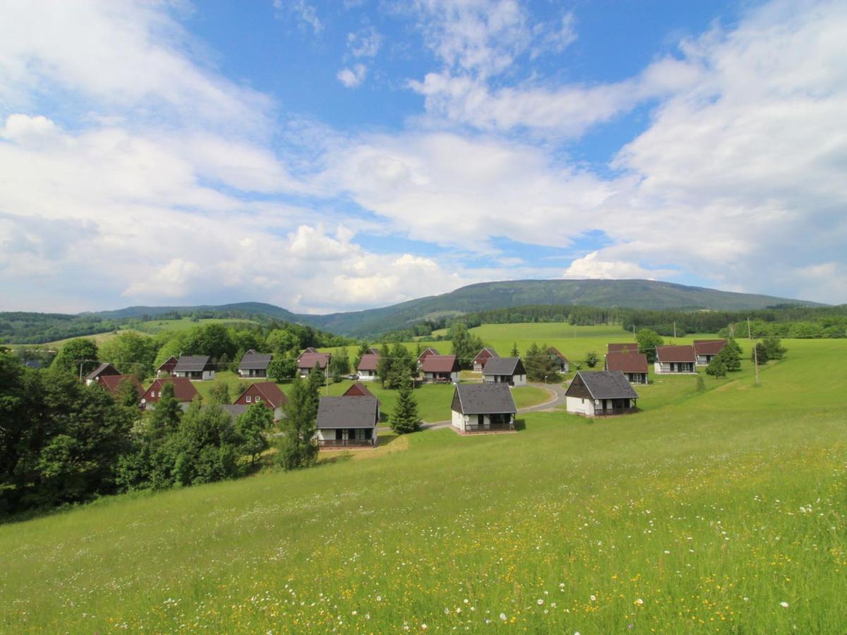Holiday Home Holiday Hill 39 By Interhome Cista  Extérieur photo